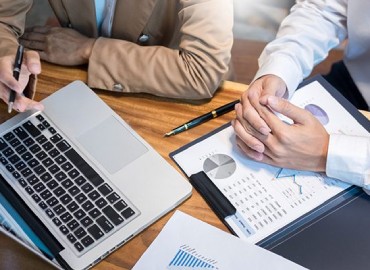 Make corporate recruitment more efficient.